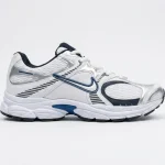 کتونی رانینگ مردانه Nike Initiator سفید سرمه‌ای | سایزبندی از 44 تا 47