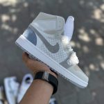 کفش ساقدار زنانه Air Jordan 1 (الهام گرفته از Gucci) - مدل Paris - آبی/قرمز/سبز - سایز ۳۷ تا ۴۰ - Image 2