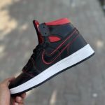 کفش کتانی نایک ایر جردن 1 ساقدار Nike Air Jordan 1 High مشکی قرمز پوست ماری | سایز ۴۰ تا ۴۴ - Image 4
