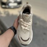 کفش کتانی آسیکس V5K ASICS V5K زنانه کرم | کفش اسپرت و پیاده روی | سایز ۳۷ تا ۴۰ - Image 4