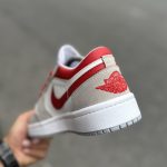 کفش کتانی نایک ایر جردن 1 لو Nike Air Jordan 1 Low مردانه سفید قرمز | کفش اسپرت و روزمره | سایز ۴۱ تا ۴۴ - Image 4
