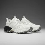 کفش کوهنوردی مردانه Skechers Max Protect سفید یخی مناسب طبیعت‌گردی و پیاده‌روی| سایزبندی 41_44 - Image 2